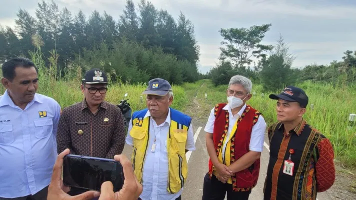 Menteri Basuki Hadimuljono Dalam Kunjungan ke Nias Utara. Foto: Kementerian PUPR