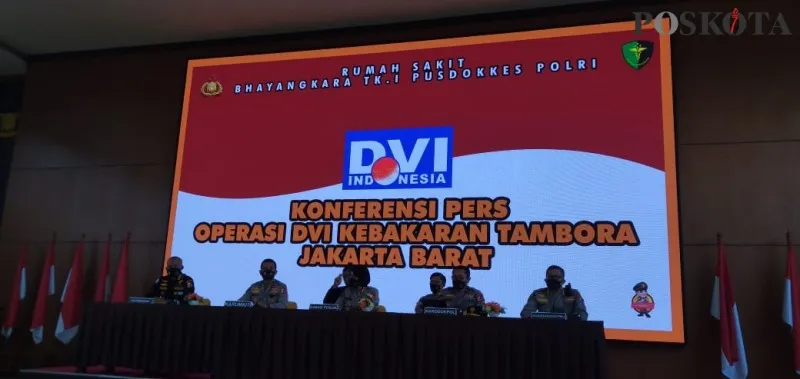 Konferensi pers operasi DVI Kebakaran Tambora digelar di RS Polri Kramat Jati, Jakarta Timur, Jumat (19/8/2022. (ardhi)