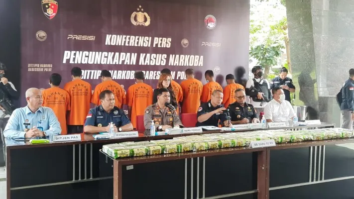 Direktorat Tindak Pidana Bareskrik Polri Tangkap 10 orang kasus peredaran gelap narkotika jenis sabu jaringan Malaysia-Aceh dengan barangg bukti 50 Kg sabu. (ist)