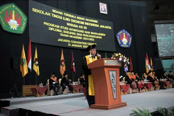 STIE Indonesia Jakarta menggelar wisuda ke-60 di JCC, Jakarta Pusat.  (Iat)