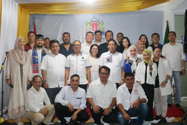 Foto: Kadin Jakarta Timur meluncurkan program pendampingan UMKM sekaligus halabihala pengurus Kadin DKI Jakarta. (Ist.)