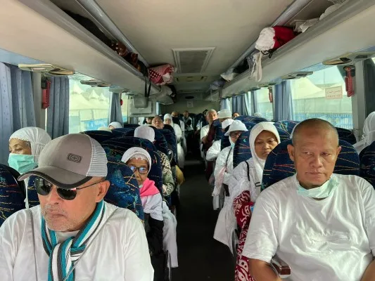 Seluruh jemaah haji Indonesia tinggalkan Mina menuju Mekkah. Foto: Ist.