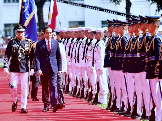 Presiden Joko Widodo saat tiba di Istana Malacanang. (biro pers)