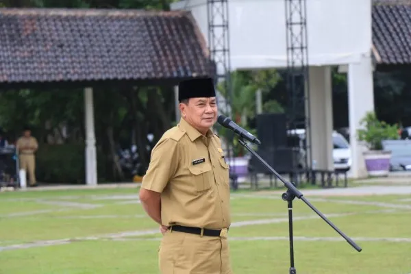 Sekda Kabupaten Tangerang, Maesyal Rasyid dorong kenaikan gaji Ketua RT dan RW. (Foto: Poskota/Veronica)