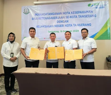 Foto: BPJS Ketenagakerjaan bersama Kejari Kota Tangerang melakukan MoU kepatuhan pemberi kerja/Badan Usaha. (Ist.)