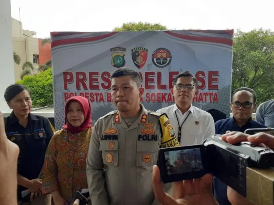 Polres Bandara Soekarno-Hatta menangkap lima pria yang membuat video porno anak. (Ist)