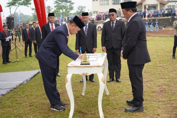 Pelantikan Pj Sekda Kabupaten Bogor. (Dok. Diskominfo Kabupaten Bogor)