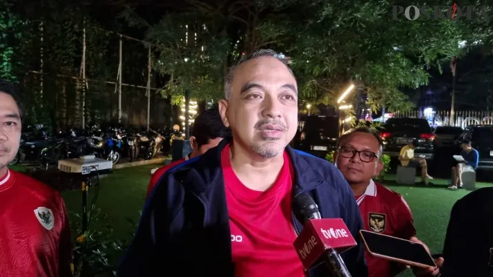 Ketua DPD Partai Golkar DKI Jakarta, Ahmed Zaki Iskandar yang masuk bursa bakal calon gubernur DKI Jakarta. (Poskota/Pandi)