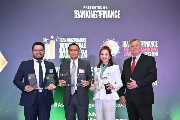 Foto: Bank Mandiri Borong delapan penghargaan Asian Banking dan Finance (ABF) Awards 2024, Singapura. (Dok. Bank Mandiri)