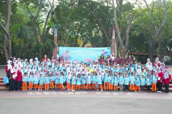 Foto: Istri Pegawai Perumda Pasar Jaya saat peringatan Hari Anak Nasional 2024. (Dok. Perumda Pasar Jaya)