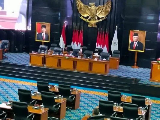 Badan Pemeriksa Keuangan melaporkan hasil pemeriksaan Laporan Keuangan Pemerintah Provinsi DKI Jakarta Tahun 2023 di kantor DPRD DKI, Jakarta, Kamis, 25 Juli 2024. (Pandi)