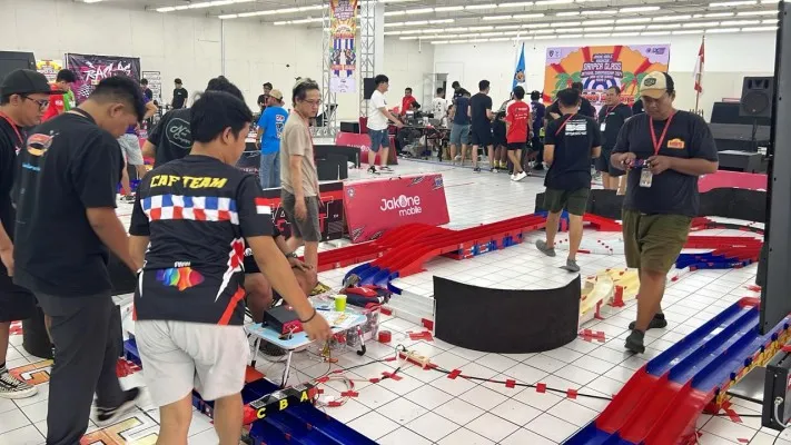 Foto: JakOne Mobile Indonesia Damper Class National Championship 2024 Dash Motor Series Round 2 yang digelar pada 26-28 Juli 2024 di G-Town Square, Gading Serpong, Tangerang. (Dok. Bank DKI)