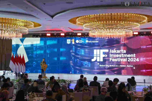 Pj Gubernur DKI Jakarta Heru Budi Hartono di acara JIF Summit 2024. (Poskota/Pandi Ramedhan)