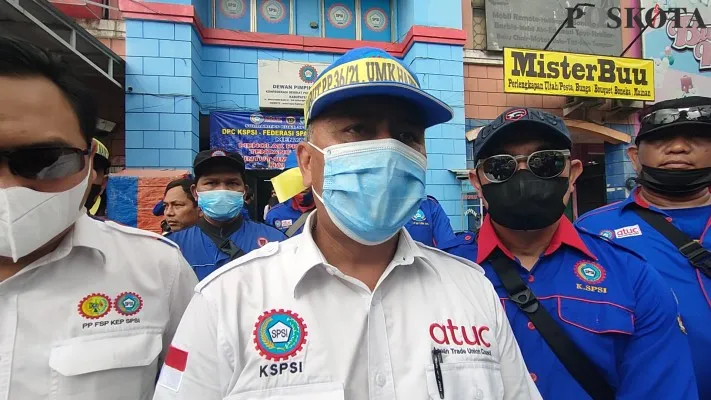 Ketua DPC K-SPSI Tangerang, Ahmad Supriyadi. (foto: dok. poskota)