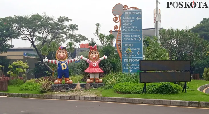 Taman Impian Jaya Ancol tampak sepi pengunjung. (foto: yono)