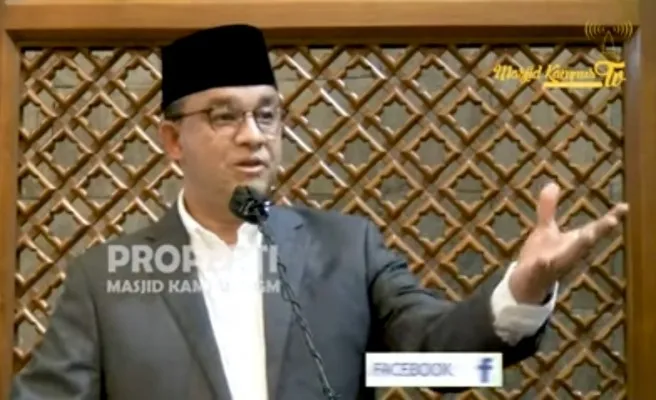 Gubernur DKI Jakarta Anies Baswedan saat mengisi ceramah di Masjid UGM, Kamis (7/4/2022). (Foto: YouTube Masjid Kampus UGM).