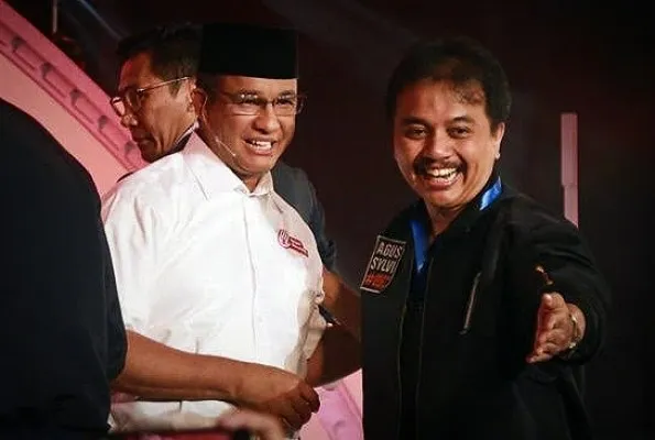 Kolase Gubernur DKI Jakarta Anies Baswedan dan Pakar telematika Roy Suryo. Roy mengaku bangga dengan JIS yang dibangun Anies. (Foto: Ist).