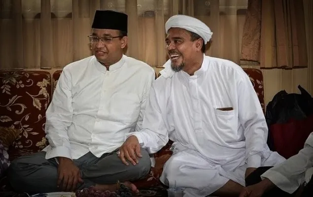 Gubernur DKI Jakarta Anies Baswedan dan pimpinan tertinggi FPI, Habib Rizieq Shihab. (Foto: Ist).