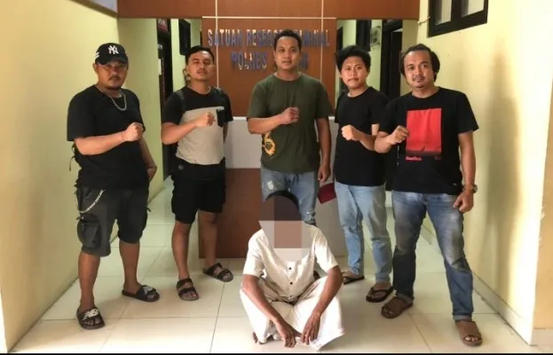 Tim Resmob Polres Serang saat mengamankan tersangka HA alias Buloh. (Ist)