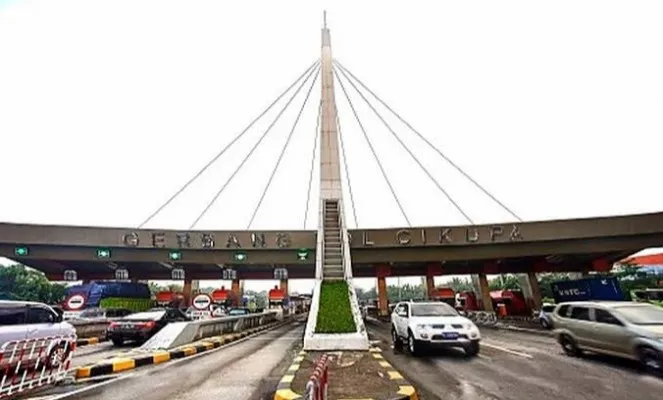 Suasana arus lalulintas di gerbang Cikupa Tol Tangerang-Merak. (ist)