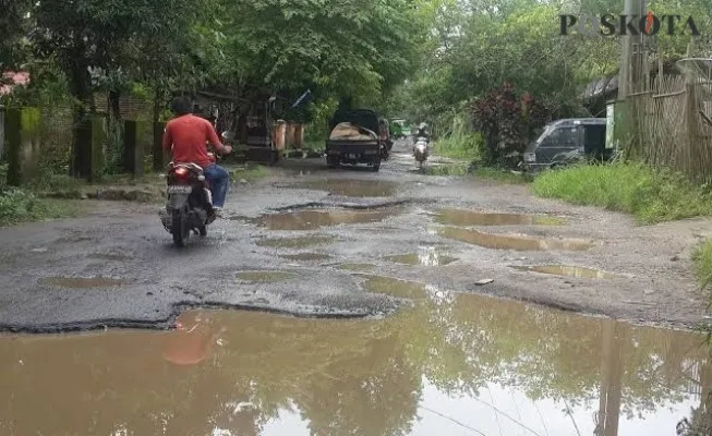 Salah satu ruas jalan di Pandeglang yang diusulkan ke Kementrian PUPR. (Samsul Fatoni)