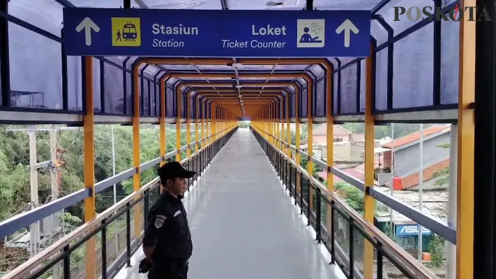 Skybridge Bojonggede. (Poskota/Panca Aji)