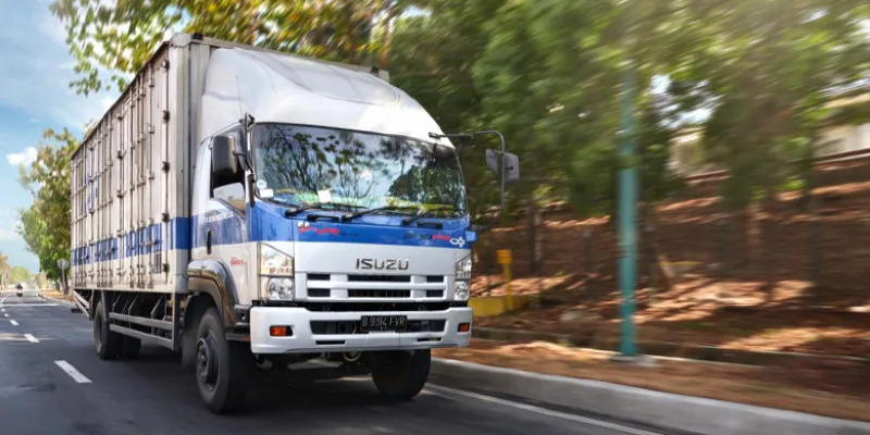 Isuzu gandeng KNKT bekali pengusaha melalui seminar sistem manajemen keselamatan angkutan umum. (Foto/isuzu)