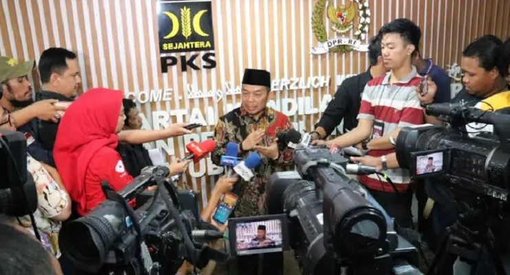 Ketua Fraksi PKS di DPR, Jazuli Juwaini. (ist)