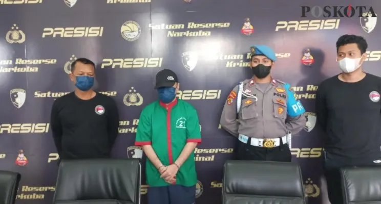 Karyawan Swasta ditangkap usai selundupkan narkotika dari Malaysia ke Jakarta melalui terminal Bandara Soetta. (Pandi)