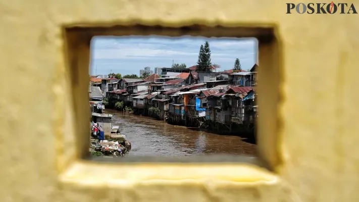 Salah satu sudut kemiskinan di ibu kota.(Foto: Ahmad Trihawaari)