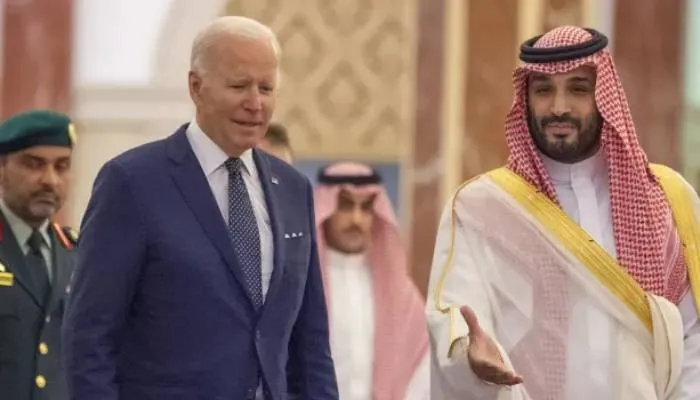 Joe Biden dan Mohammad bin Salman.