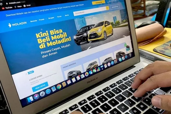 Platform jual beli mobil Moladin dikabarkan PHK ratusan karyawan. Foto: Dok Moladin.