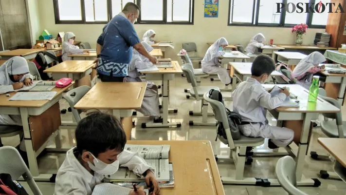 Siswa SDN Paseban 01 Pagi, Paseban, Jakarta Pusat tengah mengikuti PTM