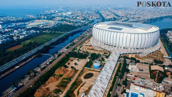 Foto: Suasana Jakarta International Stadium (JIS), Tanjung Priok, Jakarta Utara. Pemprov DKI Jakarta tidak menggelar salat Ied disana. (Dok. Poskota)