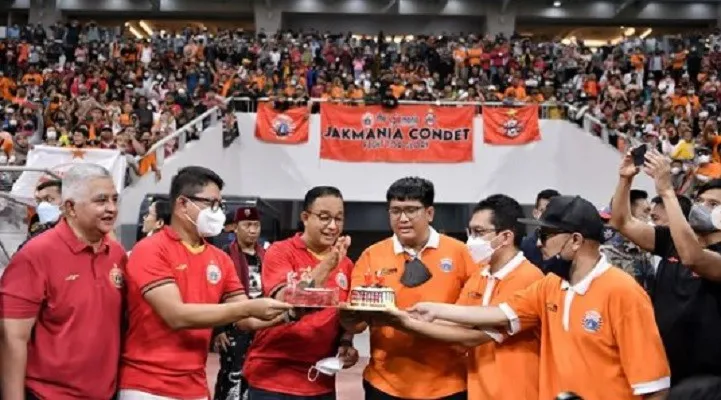 Persija resmi miliki home base di stadion megah JIS. Tampak acara peresmian JIS untuk kandang Persija. (foto: instagram/aniesbaswedan)