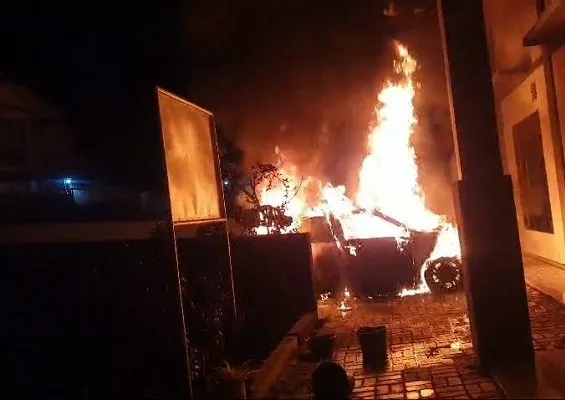 Posko Caleg di Cianjur yang dugaannya dibakar OTK  (Ist)