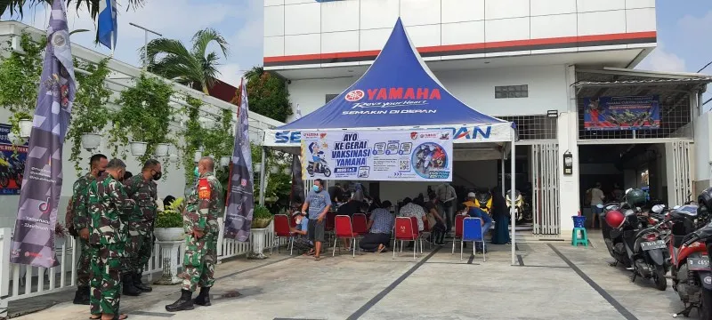 Vaksinasi di Yamaha bisa dapat voucher 500 ribu. (foto/yamaha)