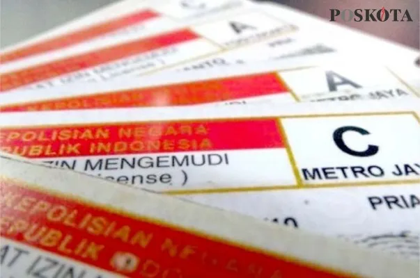 Bulan Agustus 2021 ini Ditlantas Polda Metro Jaya secara resmi memperlakukan aturan regulasi pengguna SIM C yang tergolong dalam SIM C1 dan SIM C2. (Foto/Dok. Poskota.co.id)