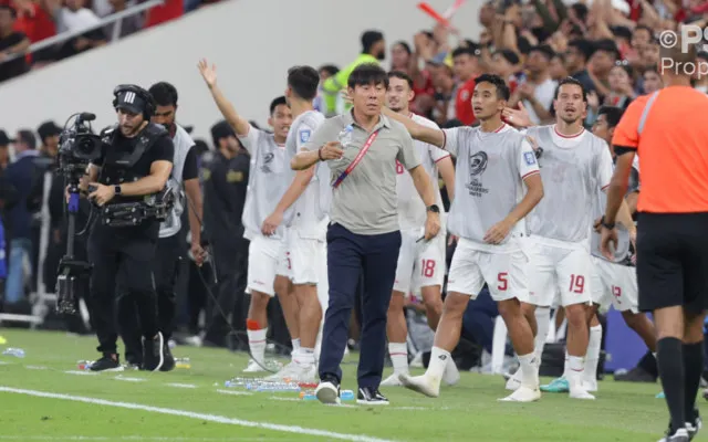 Potret pelatih Timnas Indonesia, Shin Tae Yong saat dalam pertandingan.