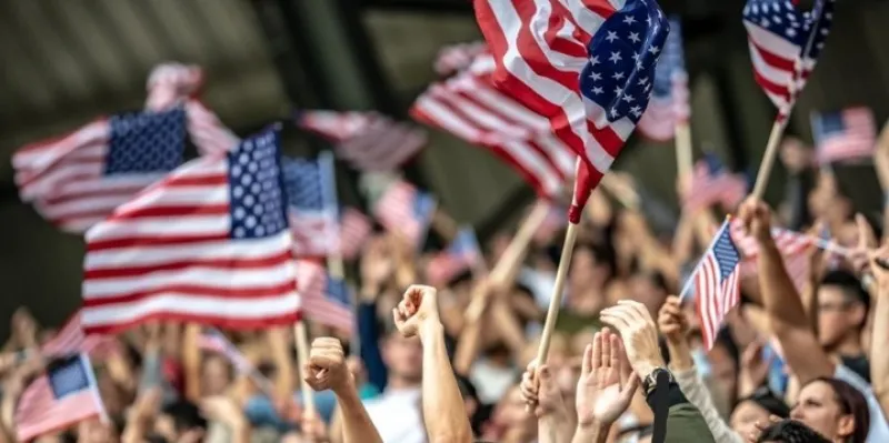 Supporter timnas Amerika Serikat saat mendukung langsung di stadion. (Foto: twitter @HealthOnesystem)