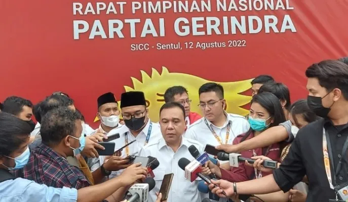 Ketua Harian DPP Partai Gerindra  Sufmi Dasco Ahmad (foto/Poskota)