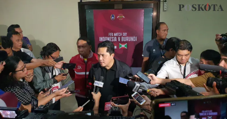 Ketum PSSI Erick Thohir bicara nasib Piala Dunia U-20 di Indonesia. Foto: Poskota/Ihsan Fahmi