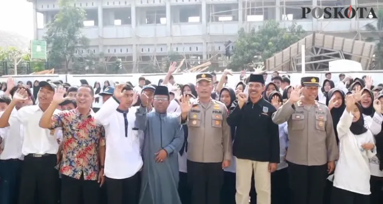 Teks Foto: Pencegahan bullying di SMPN 3 Cikarang Timur. (Ihsan Fahmi)