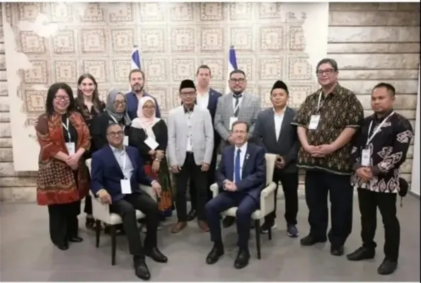 Ini 5 Profil Cendikiawan Muda NU yang bertemu dan berfoto dengan Presiden Israel Isaac Herzog.. (Istimewa)