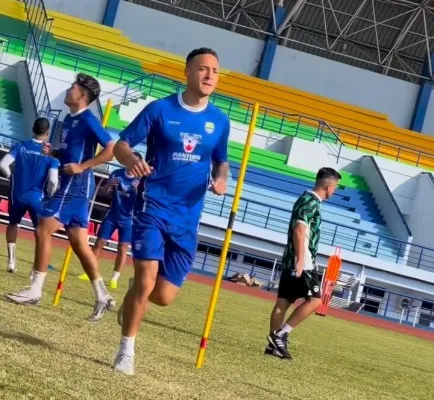 Mailson Lima latihan perdana bersama Persib Bandung.