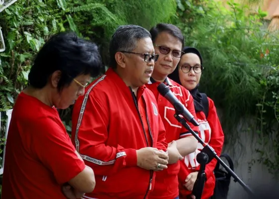 Foto: Sekjen PDIP Hasto Kristiyanto menanggapi Cawapres Ganjar Pranowo. (Ist.)