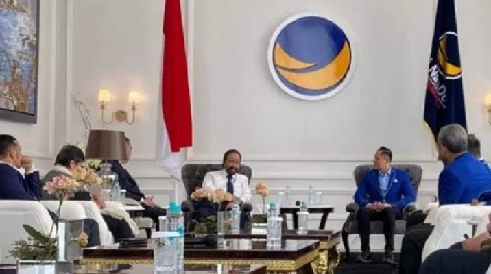 Pertemuan Ketua Umum Partai Nasdem, Surya Paloh dengan Ketum Demokrat Agus Harimurti Yudoyono di Nasdem Tower, Kamis, (23/6/2022). (Foto/Poskota)