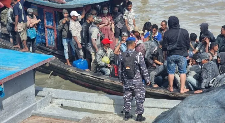 TNI AL Tangkap Kapal Pembawa 56 PMI Ilegal .(Ist)