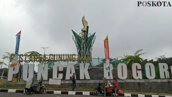 Tugu Rest area Gunung Mas Puncak Bogor (poskota/ Panca Aji)