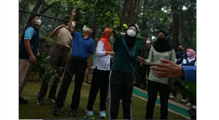 Wapres KH Ma'ruf Amin saat meninjau Taman Margasatwa Ragunan. (Foto: setwapres)